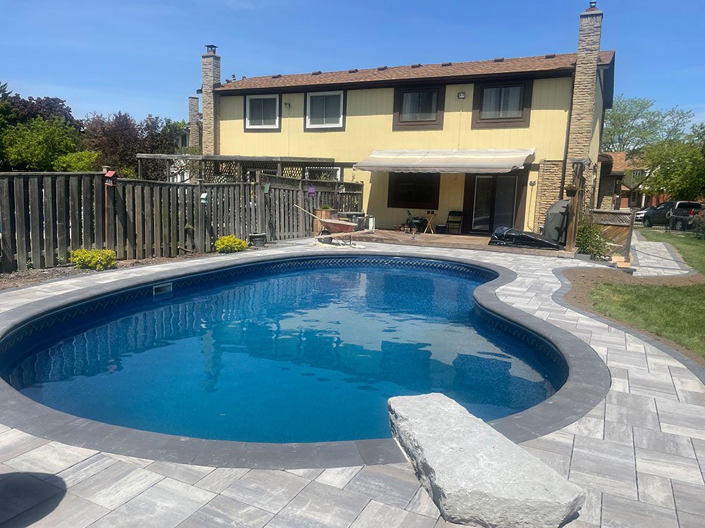 Vinyl Over Concrete/Steel Pools