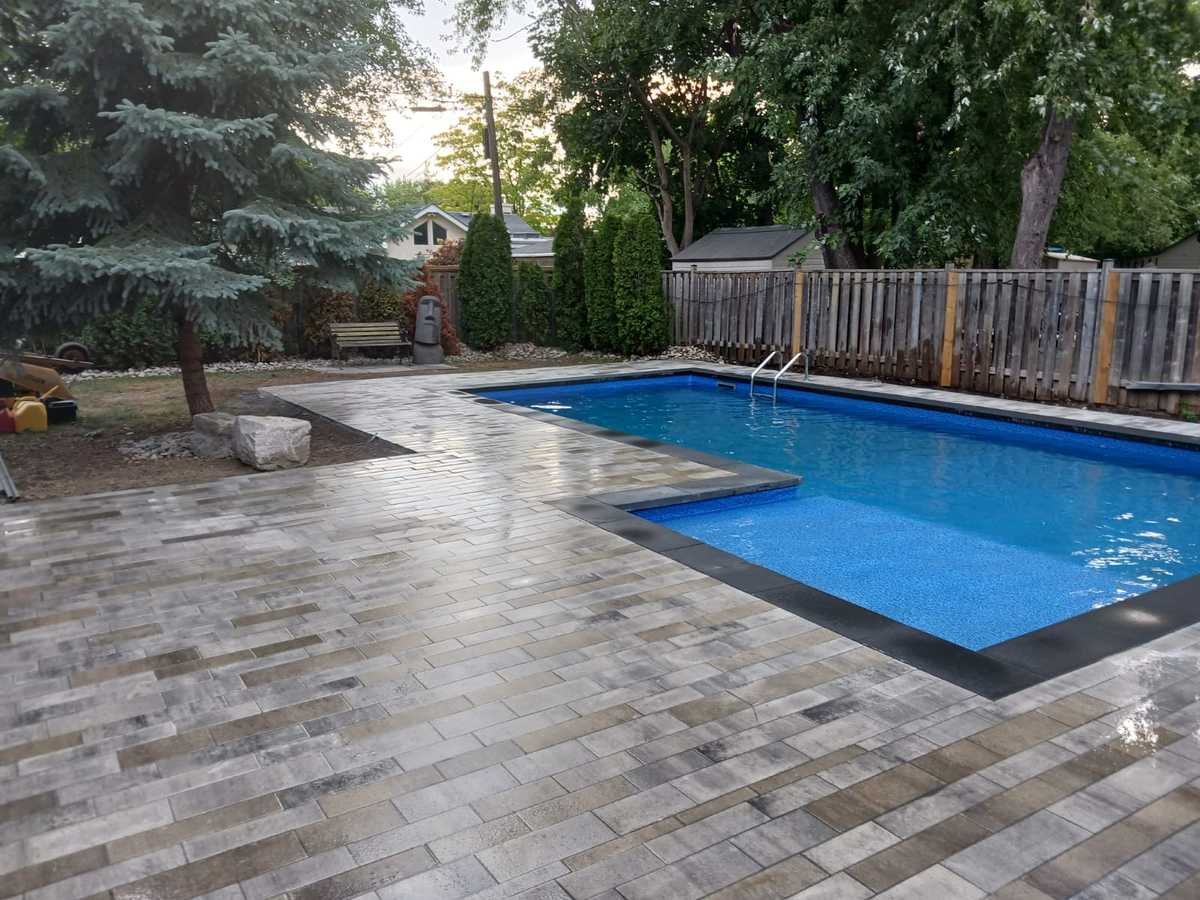 Vinyl Over Concrete/Steel Pools