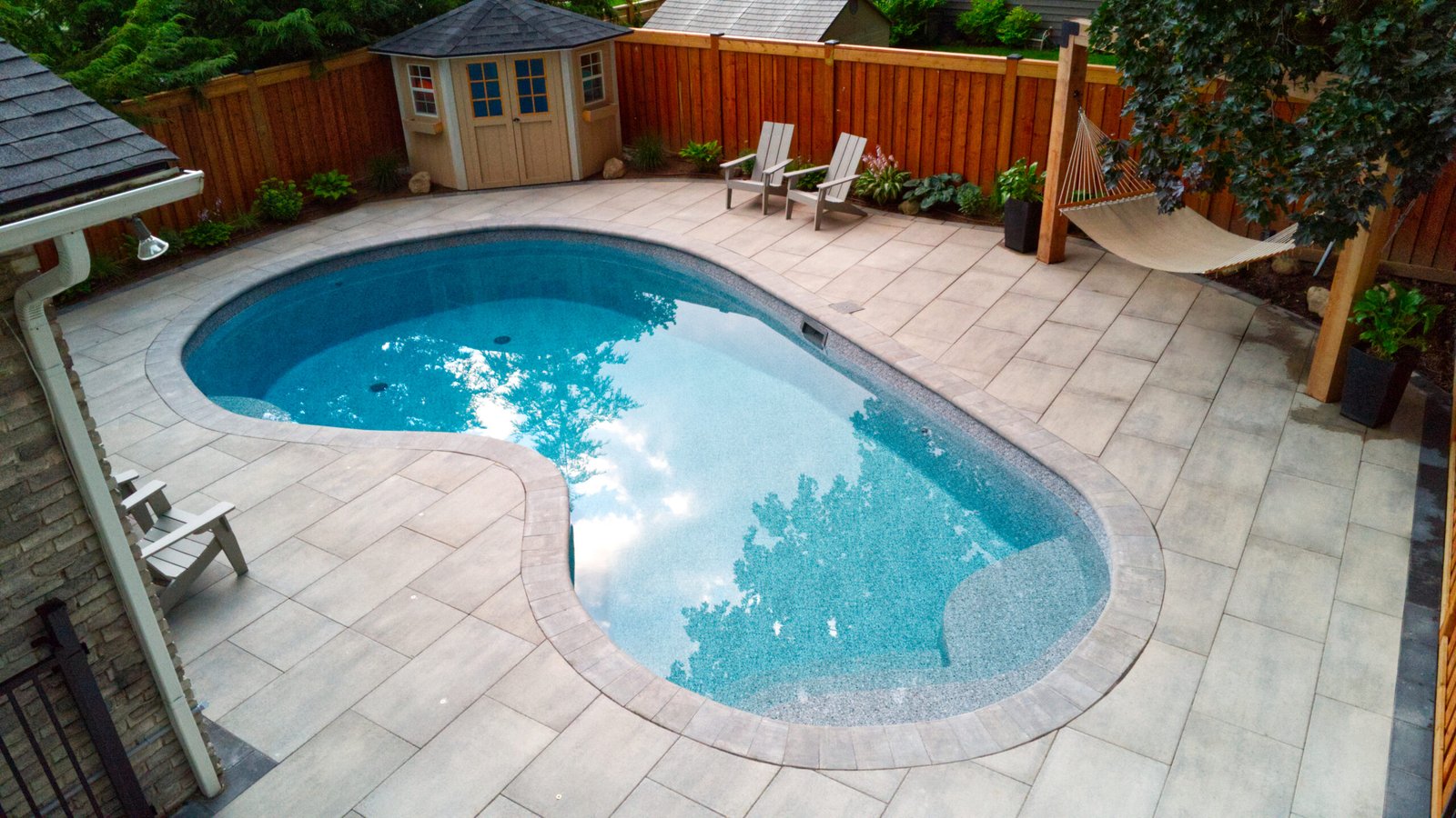Vinyl pool renovation in Burlington