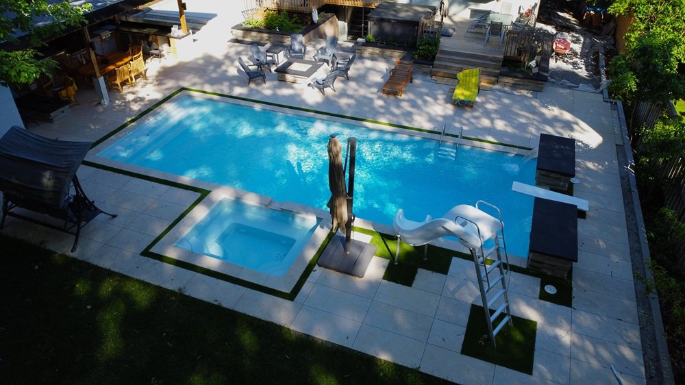 Vinyl Over Concrete/Steel Pools